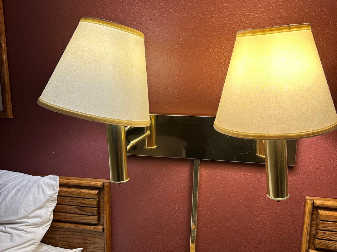 Wautoma Inn By Oyo Near Airport Wi 73主图