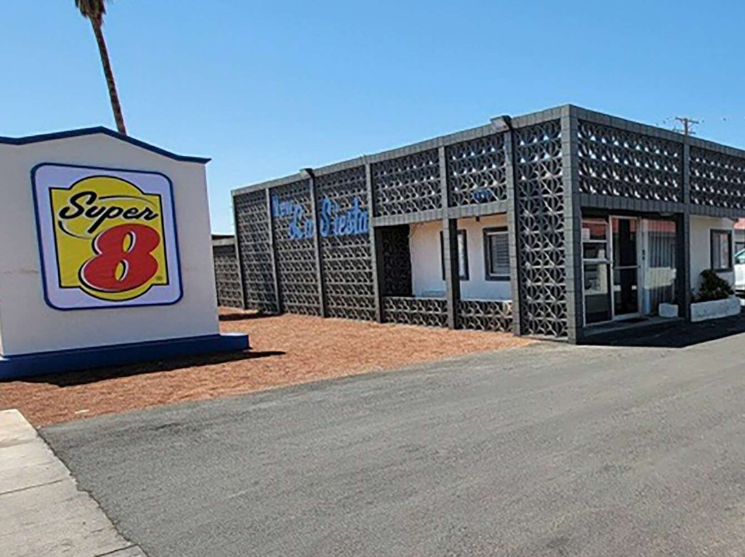 Super 8 by Wyndham El Centro North