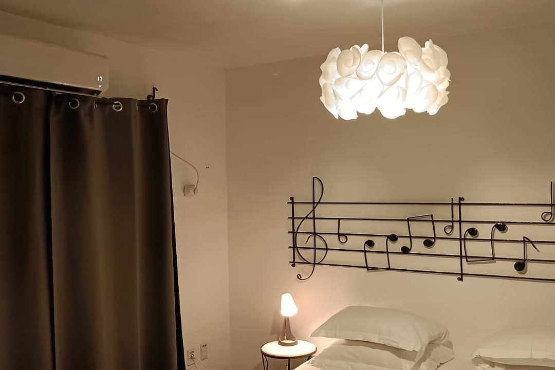 Violet House Hostal主图