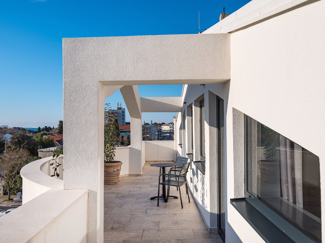 Miramare Hotel主图