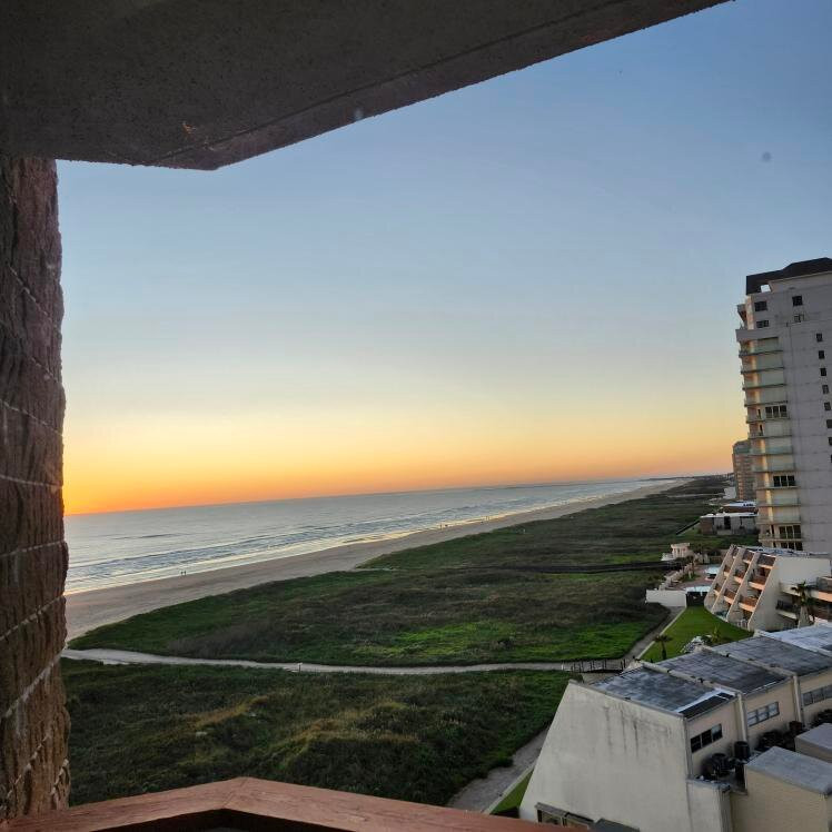 Padre South Hotel On The Beach主图