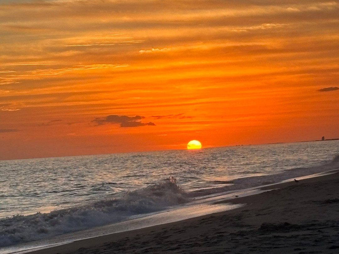 Oak Island Beach景点图片