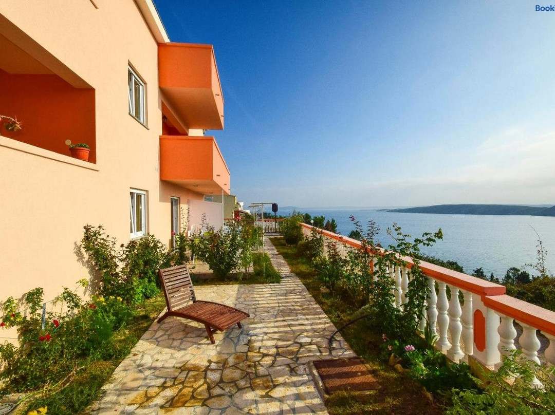 Apartments Komadina 596