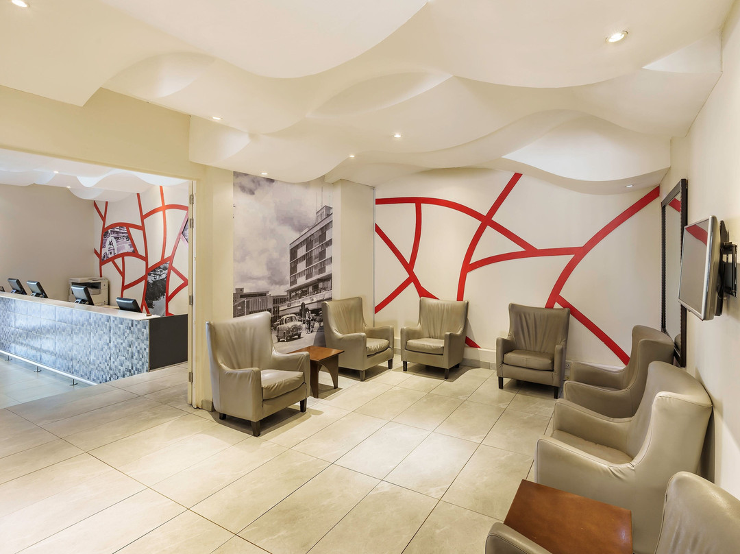 Protea Hotel Lusaka Cairo Road主图