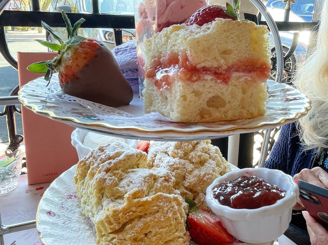 Phallic Rock-凯尔福利必去景点