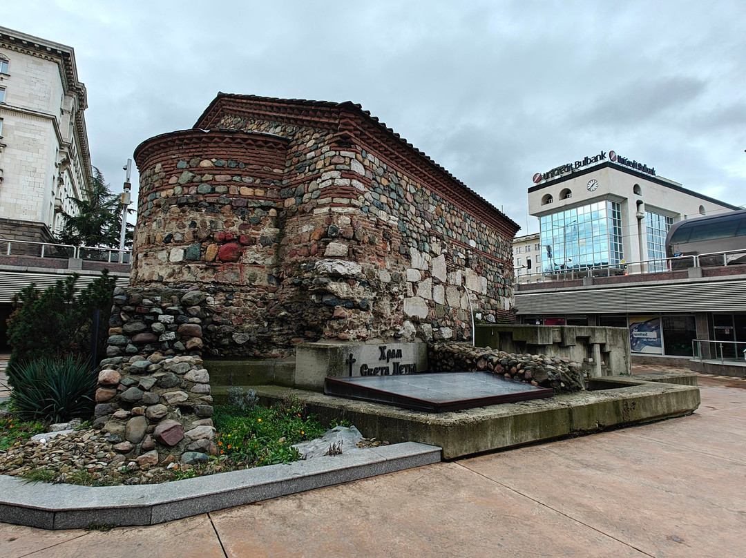 Church of St Petka of the Saddlers-索非亚必去景点