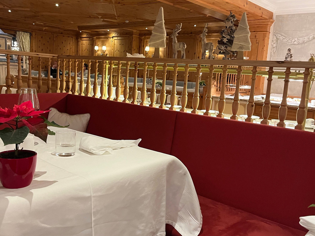 高山宫殿奢华藏身处 SPA 度假酒店主图