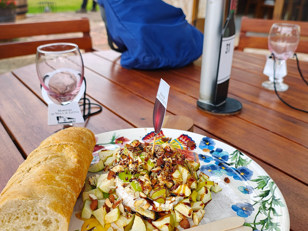 Viñedo Ain Karim-莱瓦镇必去景点