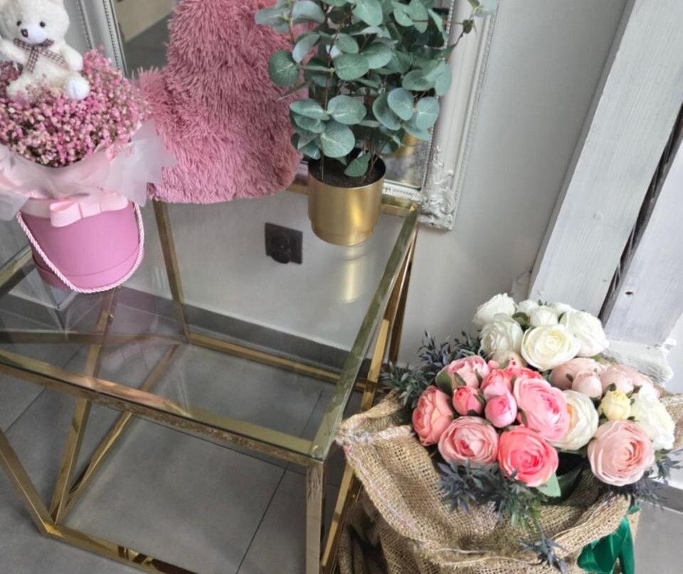 Kryształowy Dworek主图