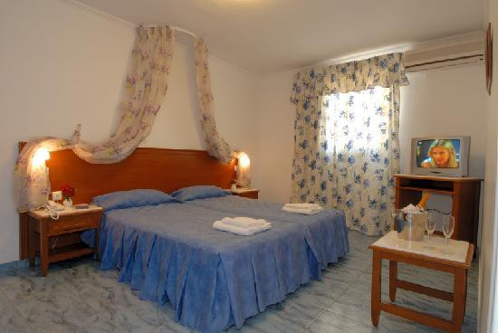 Costa Blu Hotel & Suites主图