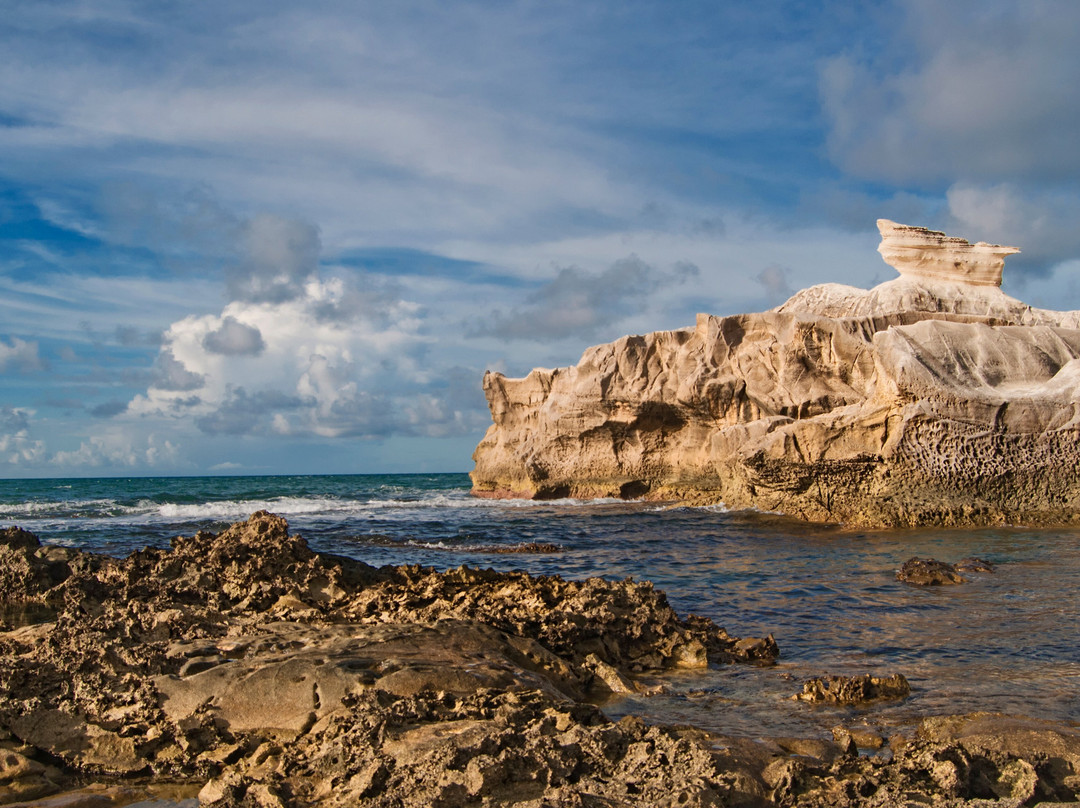 Kapurpurawan Rock Formation-Burgos必去景点