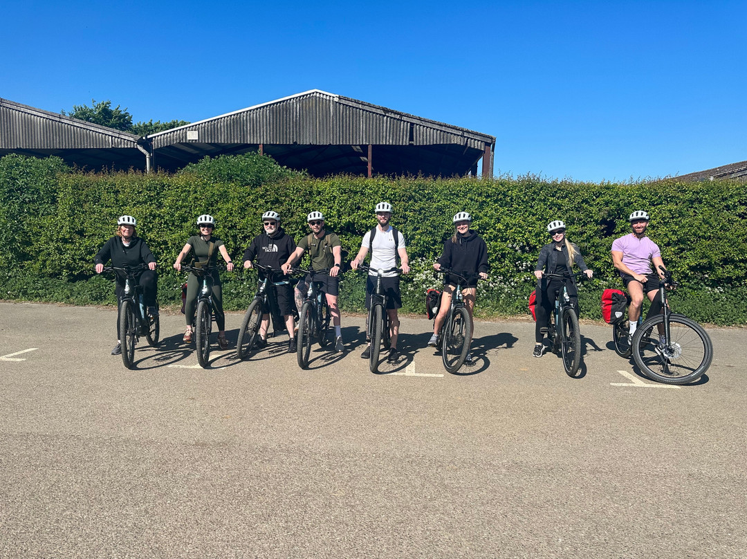Cotswold eBikes-赛伦塞斯特必去景点