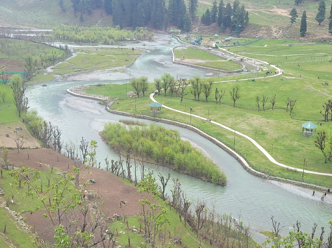 Betaab Valley景点图片