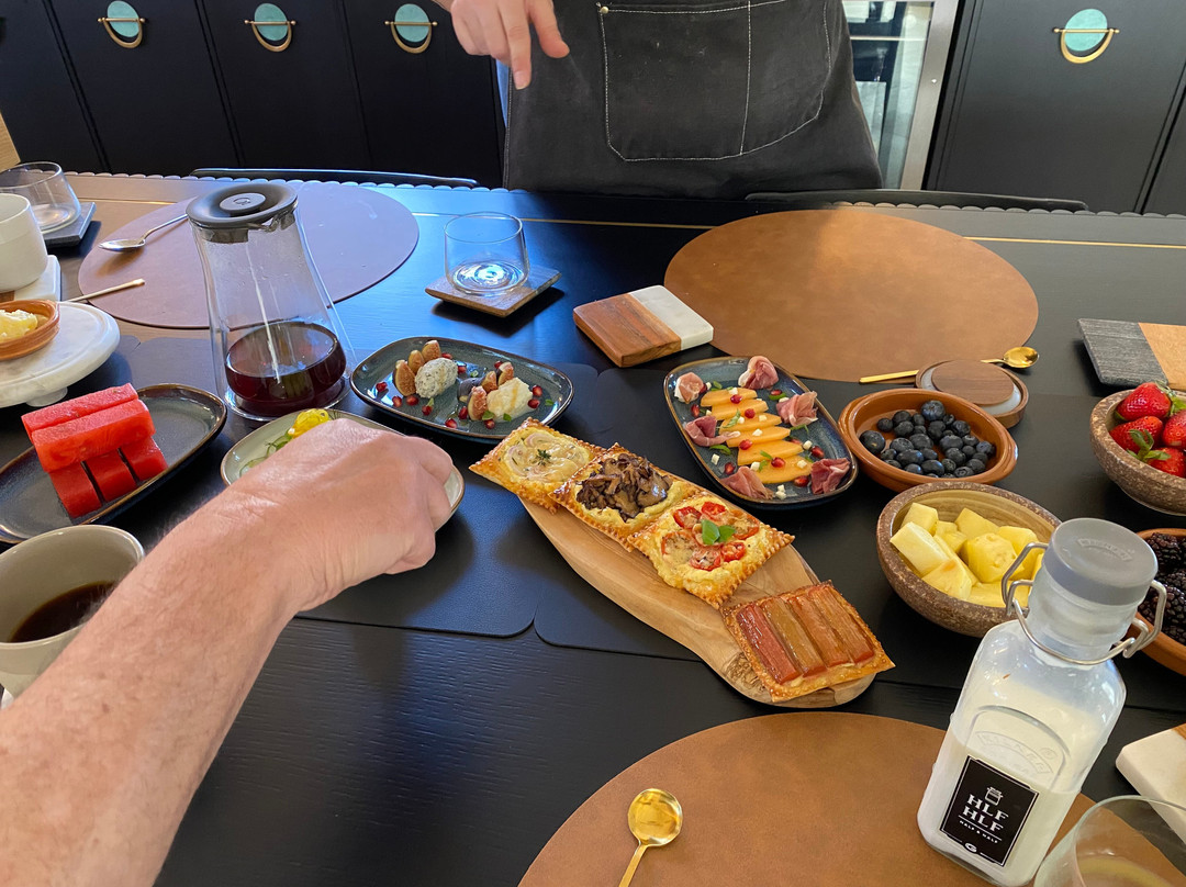 The Dover George主图