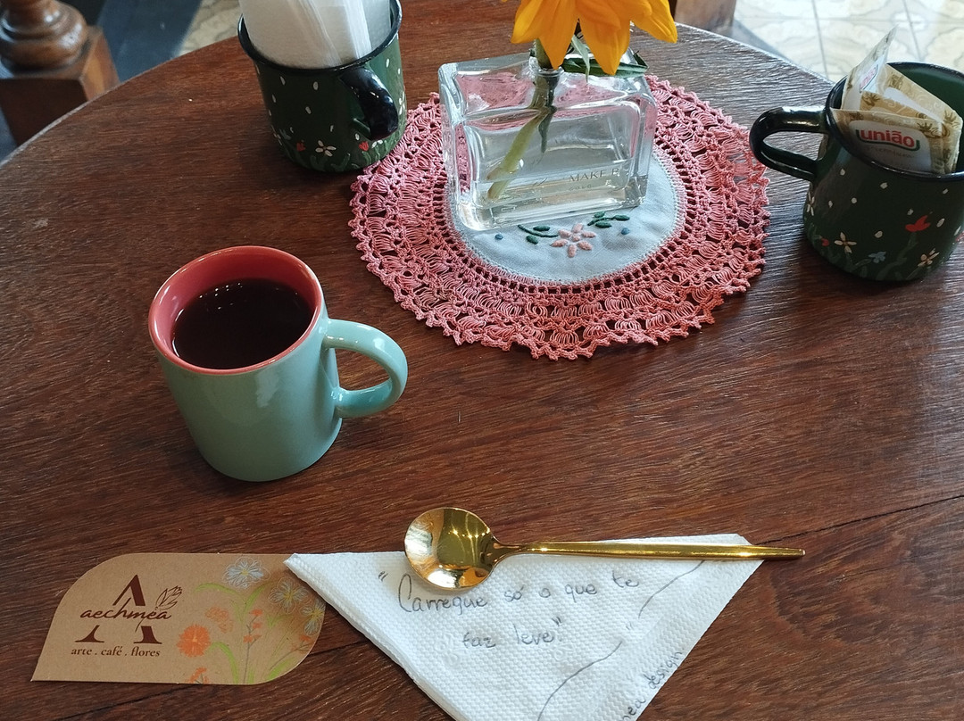 Aechmea - Arte . Café. Flores