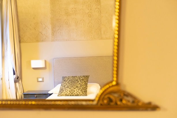 拉卡达菲奥瑞塔酒店-官方