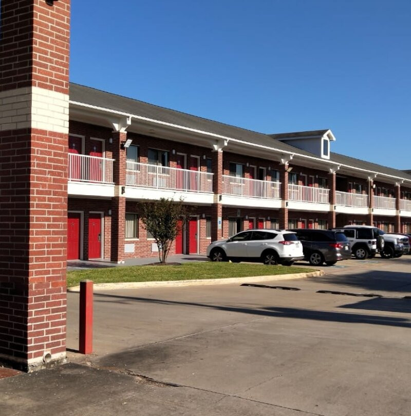 North Houston酒店住宿-Garden Suites