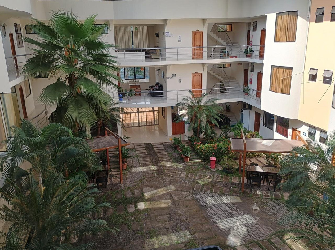 Royal Kerkus Hotel主图