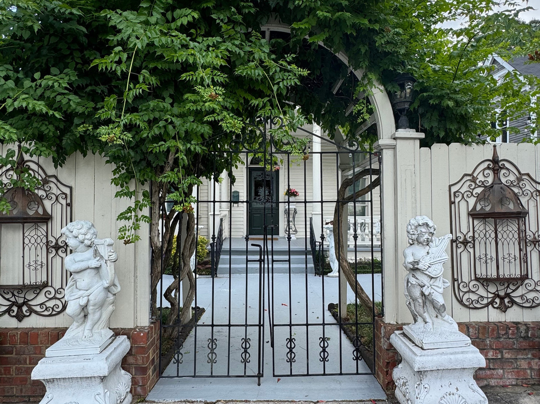 Stanley House Inn主图