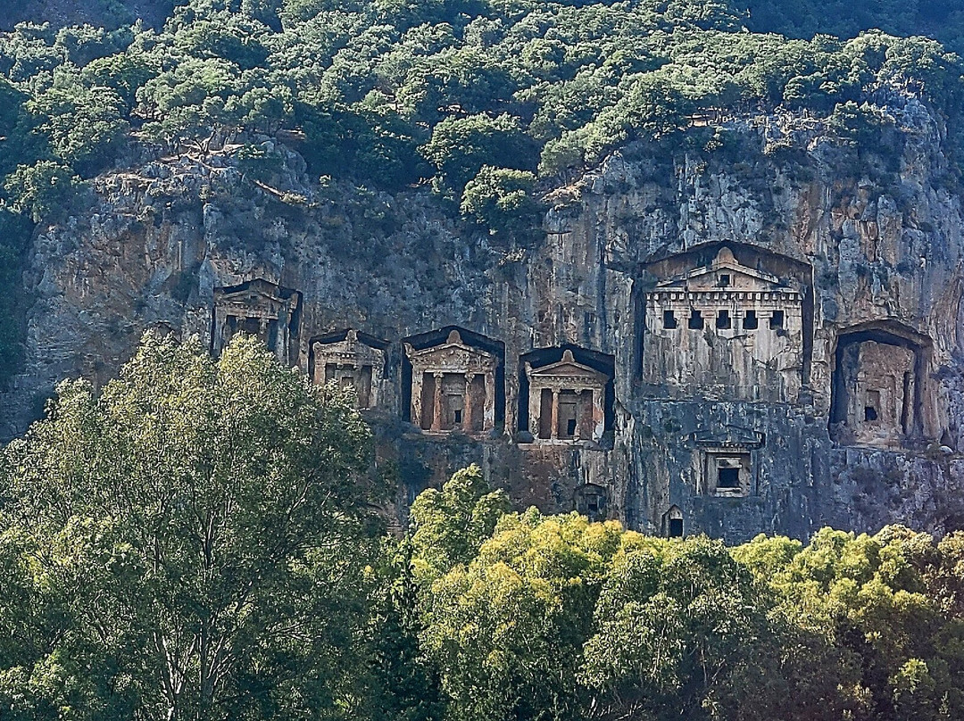 Lycian Rock Tombs景点图片