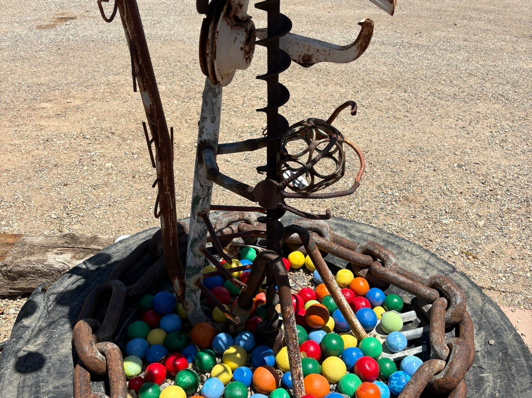 Carl's Critter Garden-Hanksville必去景点