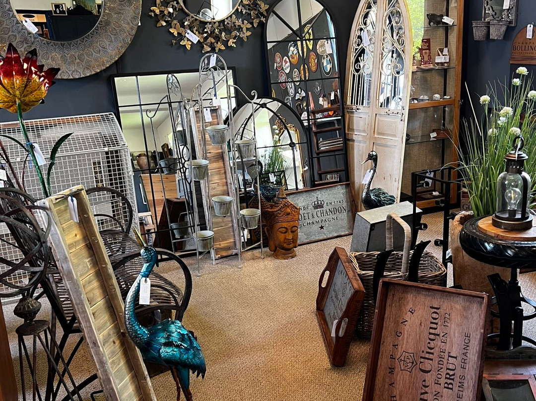 Hemswell Antique Centres景点图片