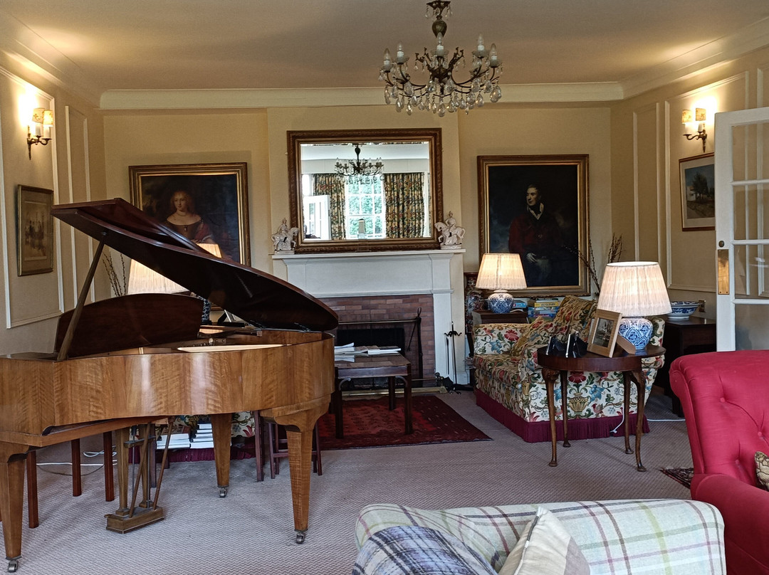 Cavens Country House (dinner Included)主图