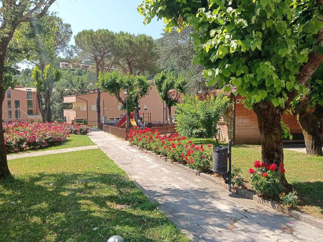 Giardini Francvesco Rava Cascia-Cascia必去景点