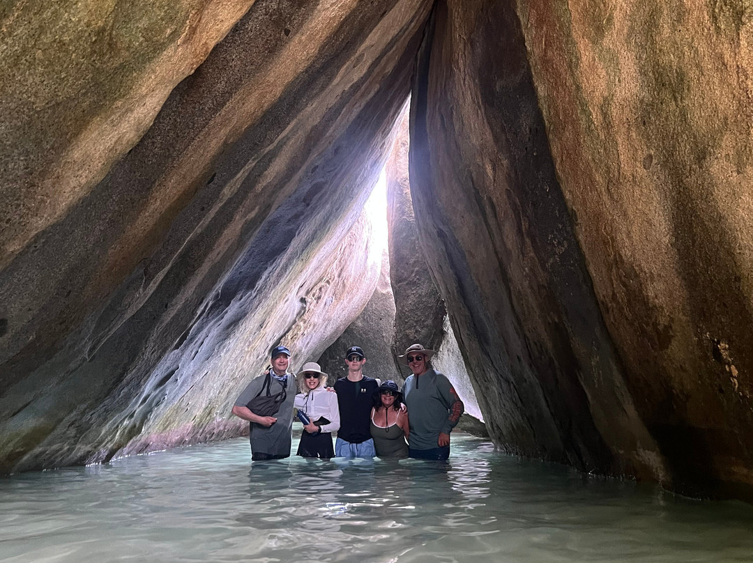 Conch Charters-Road Town必去景点