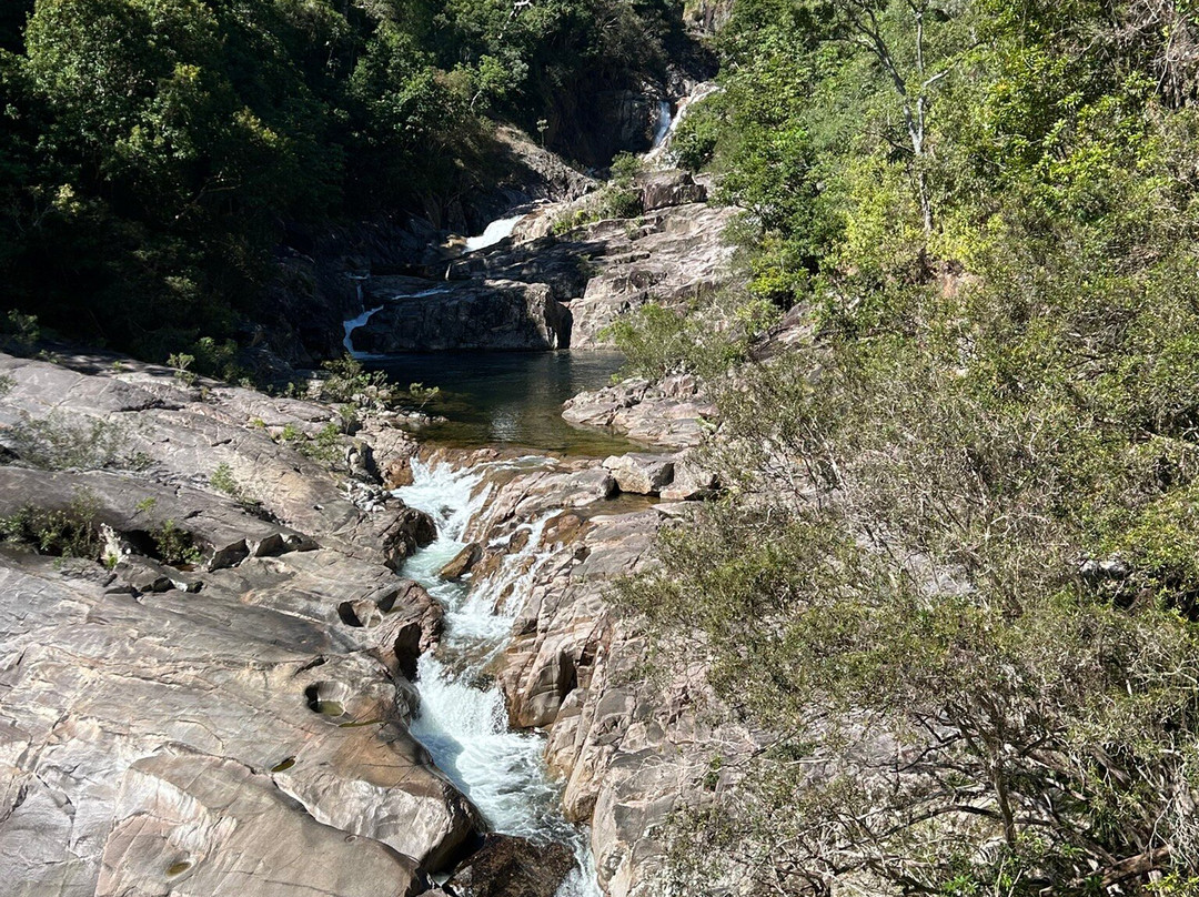 Behana Gorge Waterfall-凯恩斯必去景点