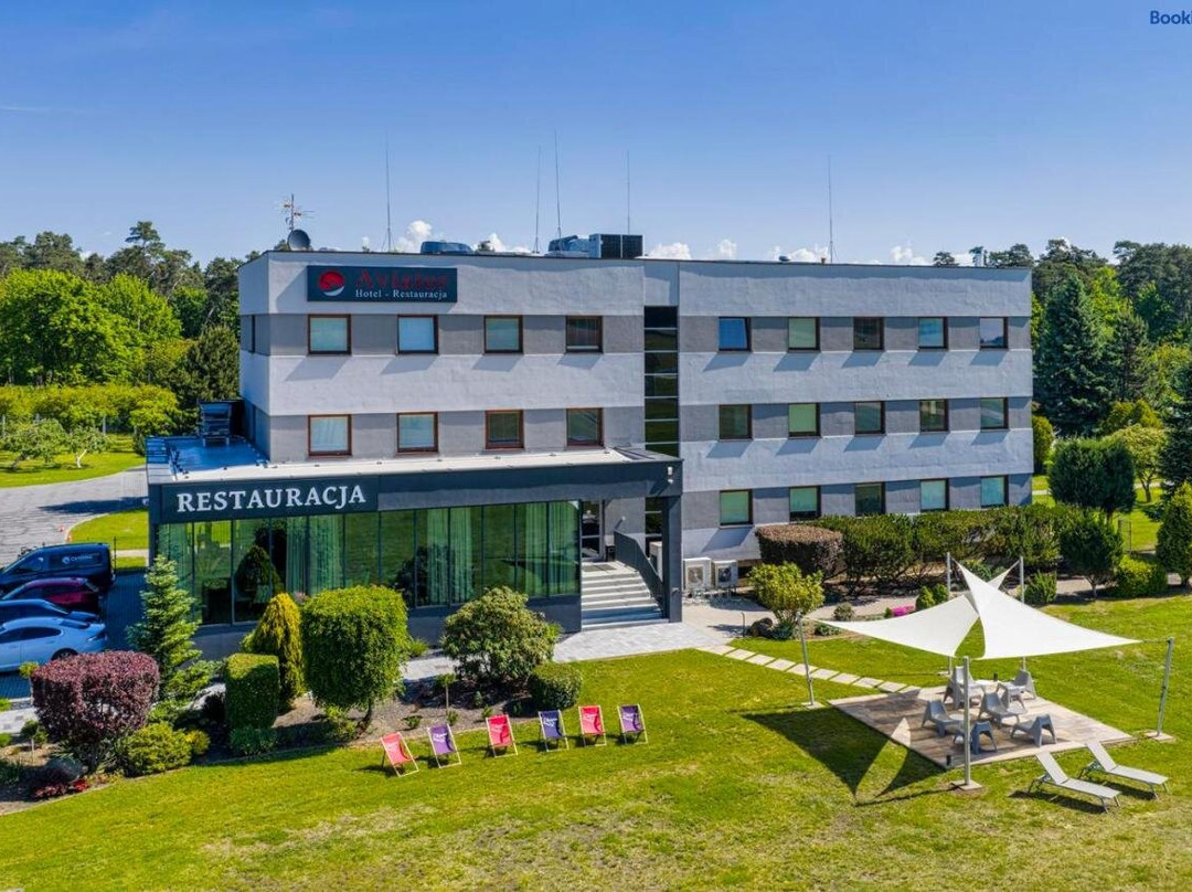 Hotel & Restauracja Aviator