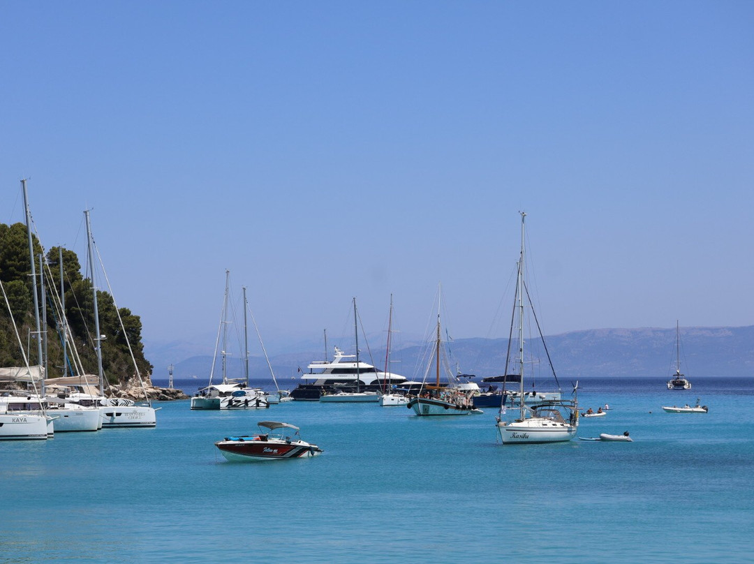 Harami Beach-Lakka必去景点