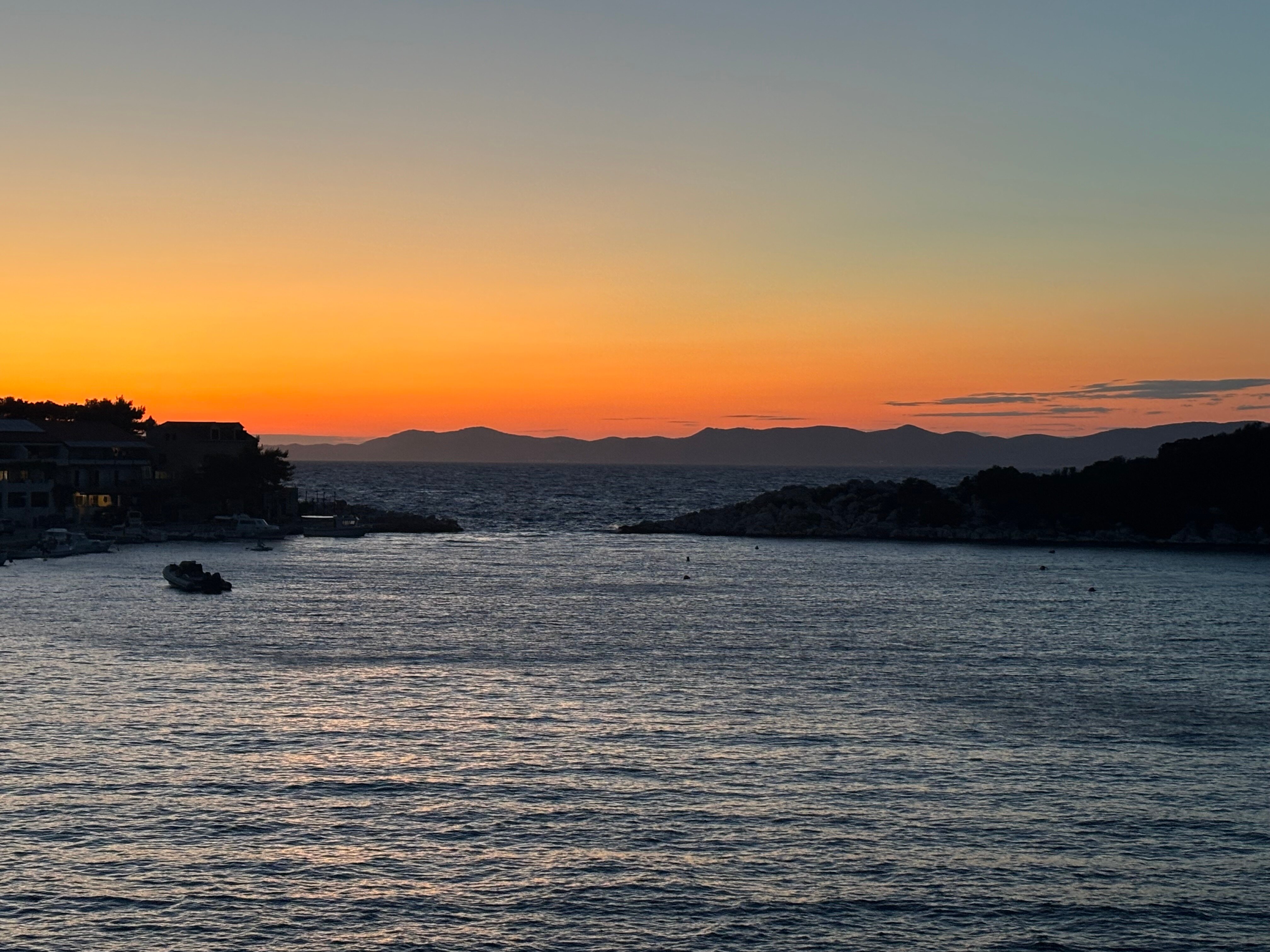 Guesthouse Augusta Insula-官方