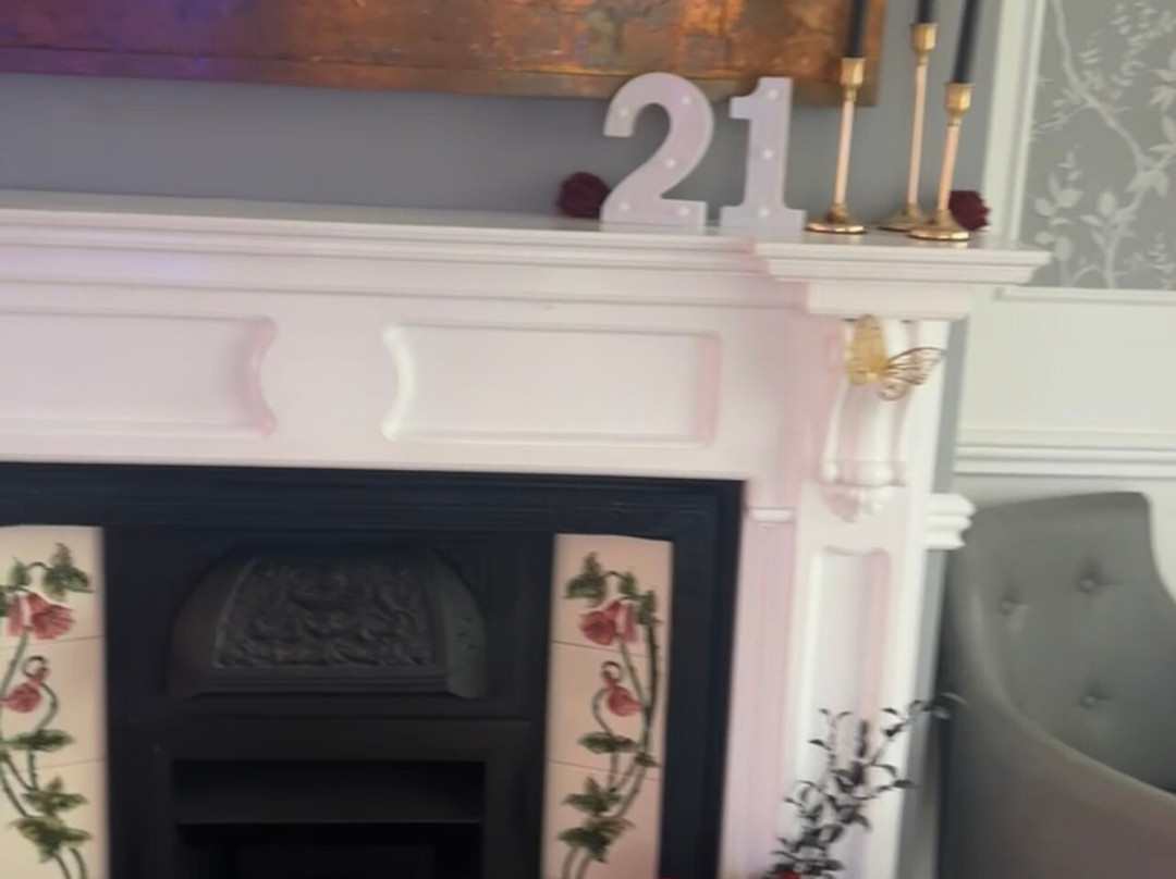 查恩伍德旅馆主图