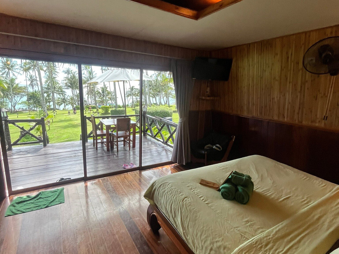 阁骨岛海滩度假酒店主图