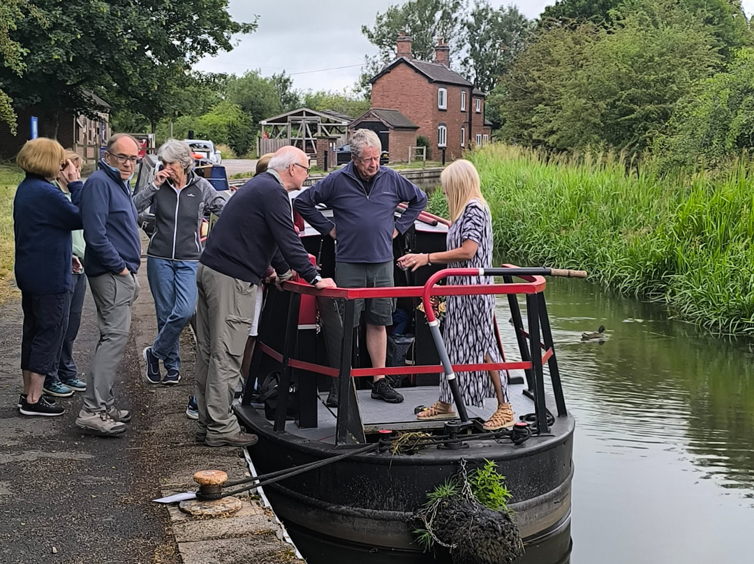 Joshua Day Boat Hire-Leek必去景点