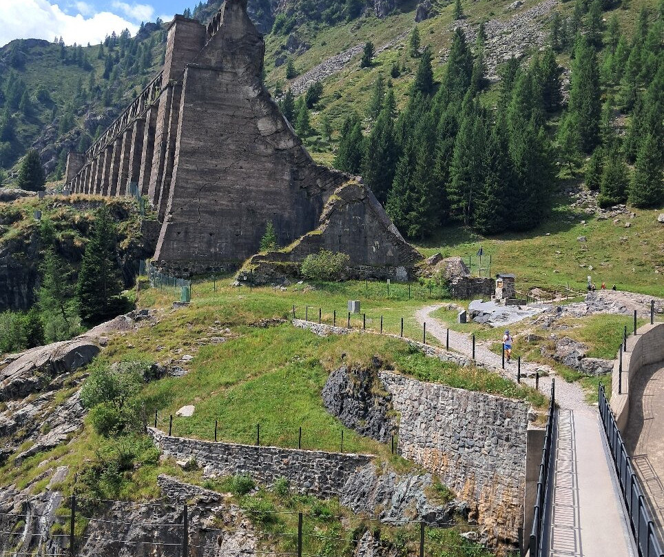 Diga del Gleno-Vilminore di Scalve必去景点