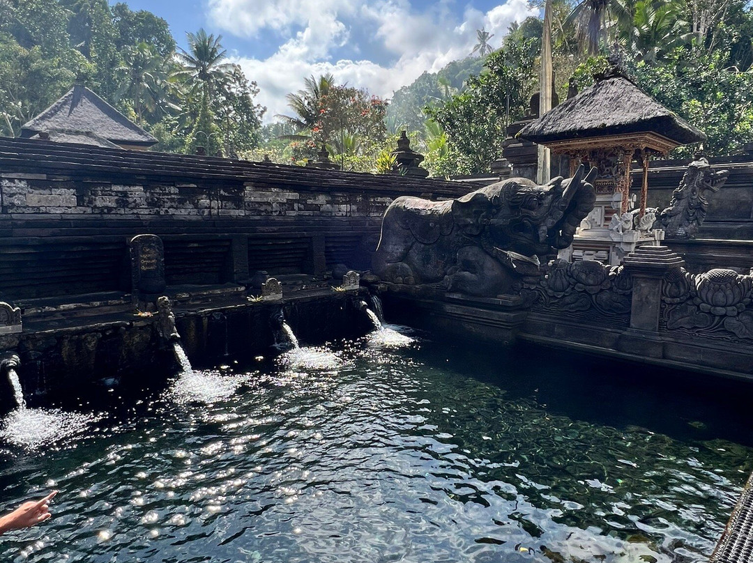 Pura Tirta Empul Segara Merta Sari-沙努尔必去景点