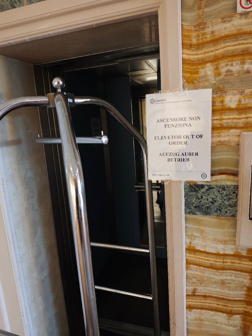 厄尔巴国际大酒店-官方