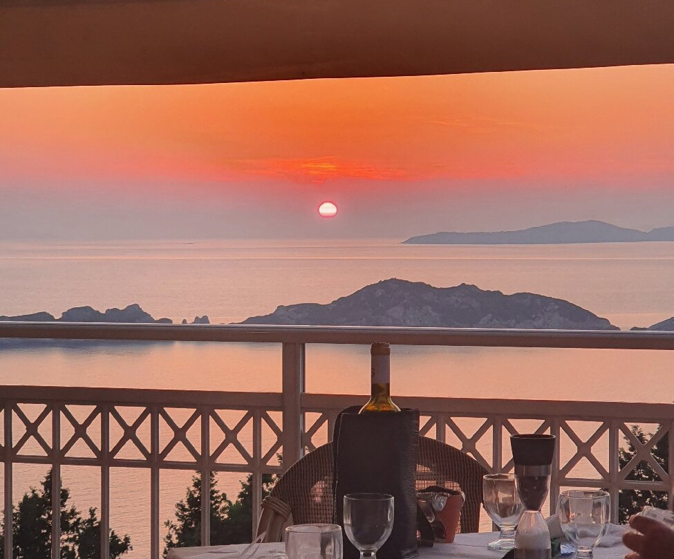 The 3 Brothers Hotel主图