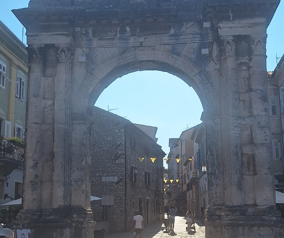 Arco dei Sergi-普拉必去景点