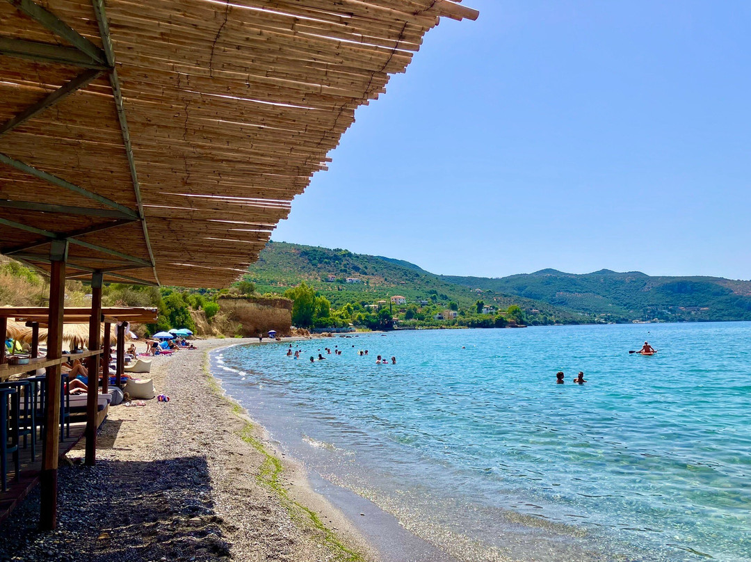 Mikri Mantineia餐馆和美食-Akti Beach Bar - Santova Kalamata