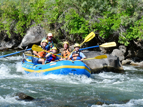 Whitewater Adventure Outfitters-卡农城必去景点