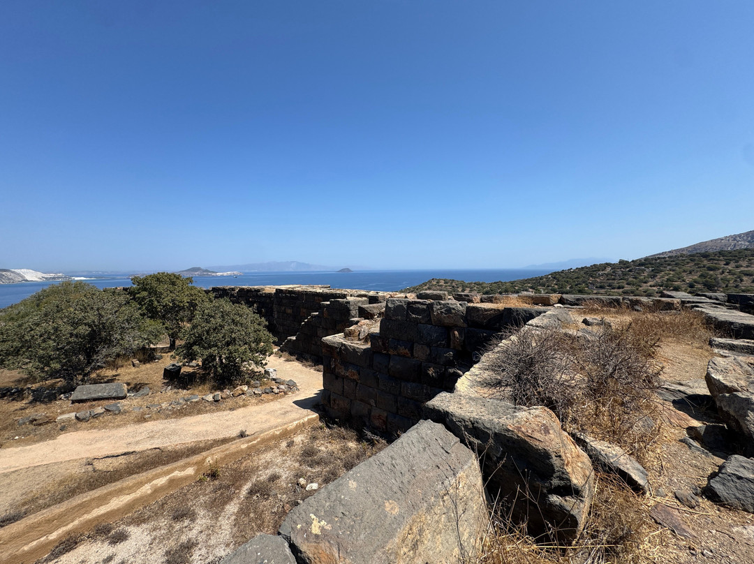 Paleokastro-Mandraki必去景点