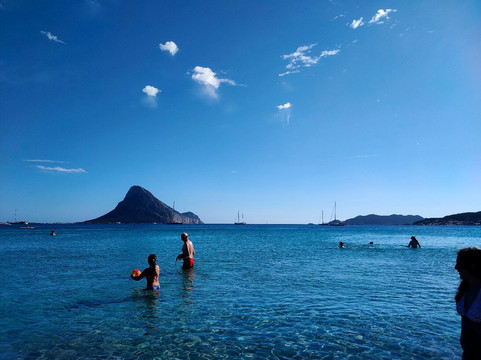 Porto Taverna Beach-Porto San Paolo必去景点