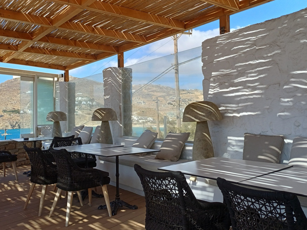 Archipelagos Hotel主图