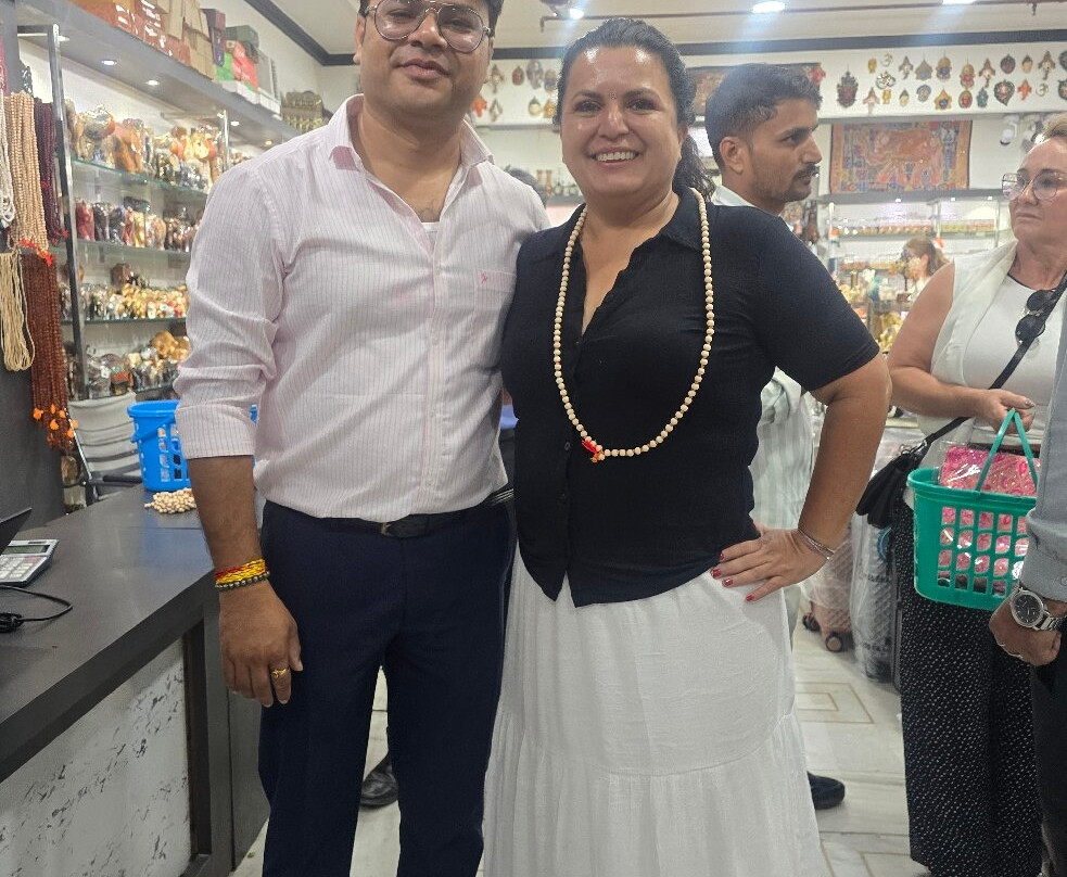 Rajrani Souvenir Store-Agra District必去景点