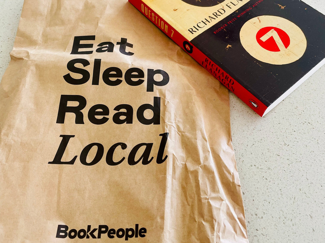 Nice Stack of Books-Meeniyan必去景点