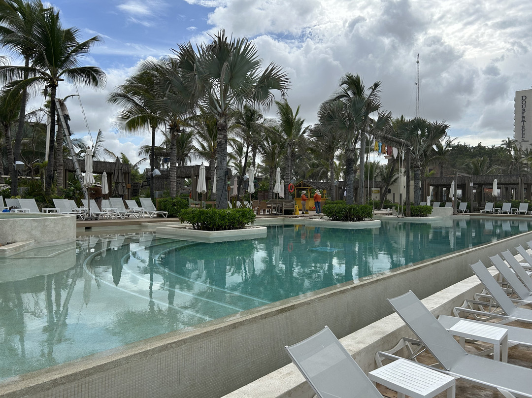 Shekinah Beach Group-马萨特兰必去景点