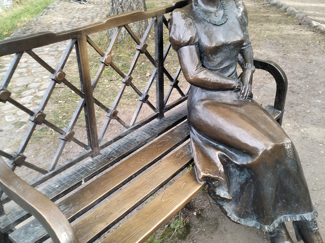 Sculpture Dachnitsa-Ples必去景点